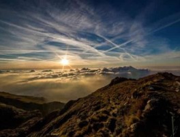 桂林登山旅游景点介绍作文，桂林山水一日游作文